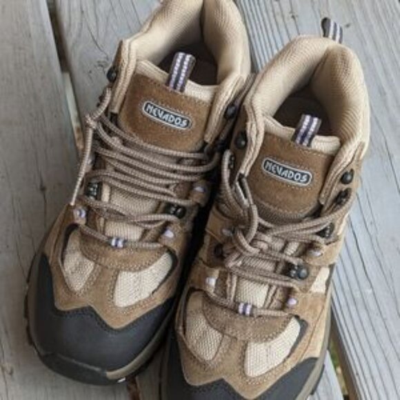 Nevados Boomerang II hiking boots NEW sz 9W - Picture 6 of 7